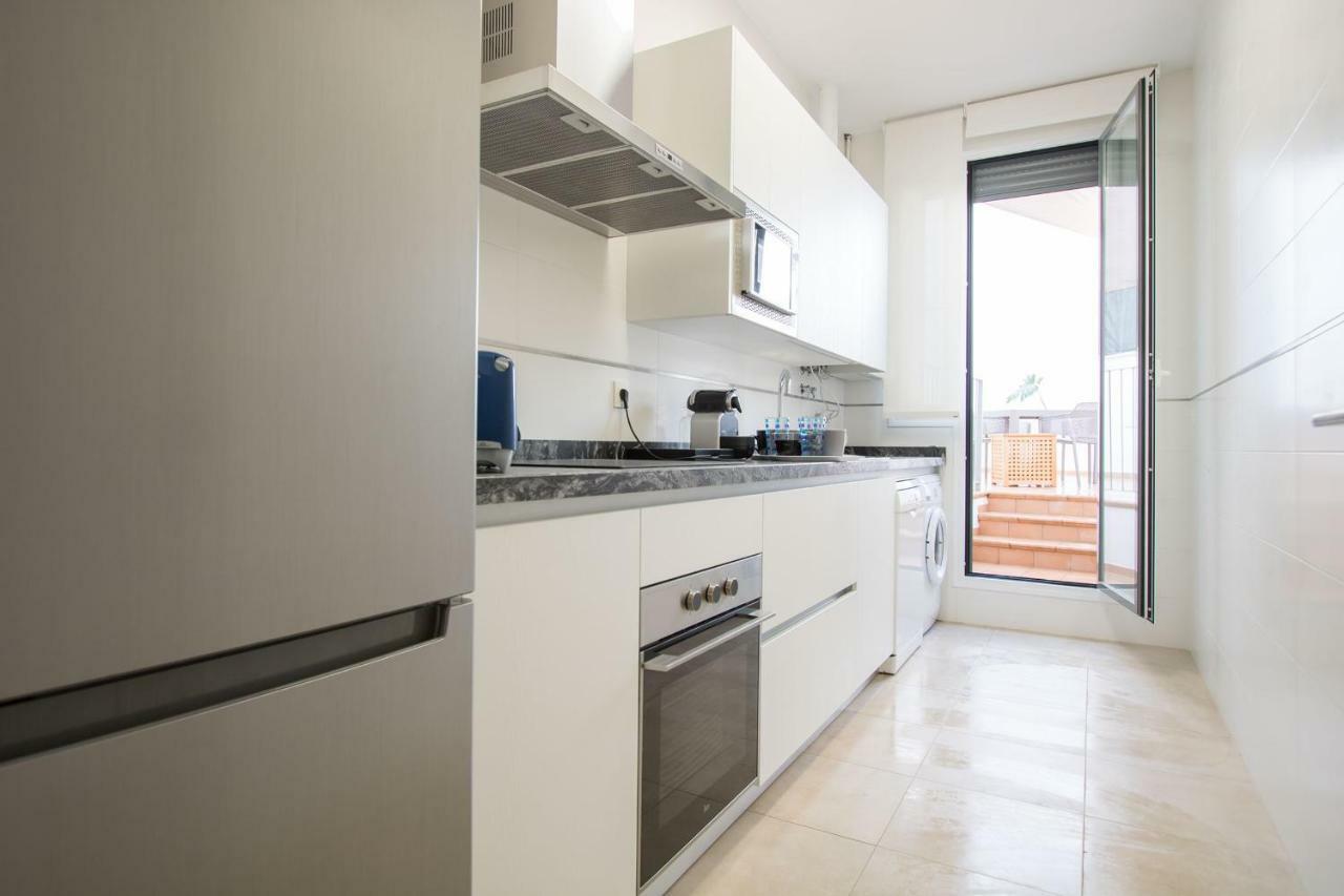 Murallas De Sevilla Apartamento Con Garaje 4 Pax Exterior photo